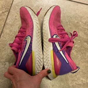 Women’s Nike React Sneakers Size 9